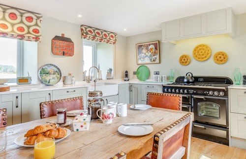 Brassington House | New Harborough Farm - Five Bedroom House, Sleeps 10