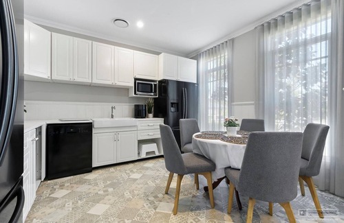 Banksia Beach House | New Haven - Morning Sunrise Suite
