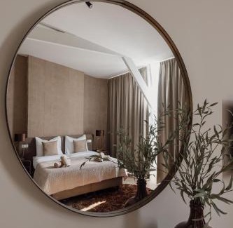 Centrum House | New High-end Suite Historic Building In Safe Area