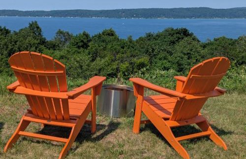 Frankfort House | New! Hill Hideaway - Incredible Lakeviews!