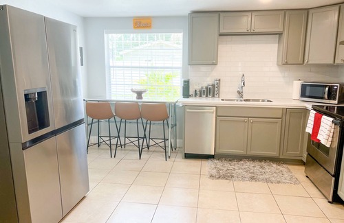 Carver City - Lincoln Gardens House | NEW! Hitz The Town House Near Tampa Attractions