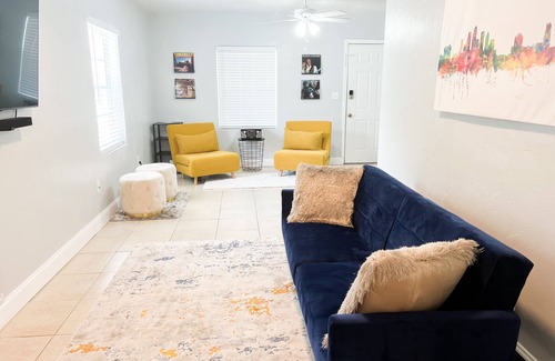 Carver City - Lincoln Gardens House | NEW! Hitz The Town House Near Tampa Attractions