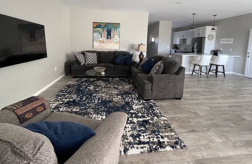 Tucson House | New Home - 1 acre w/views & Privacy - New Discounts