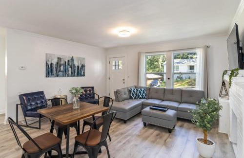 Home Park House | New Home in MidTown- Sleeps 11 For Rent in Atlanta