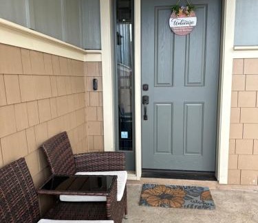 Makaha Valley House | NEW HOME in Private Community with Ocean/Mountain Views. 5 Min. Drive to Beach