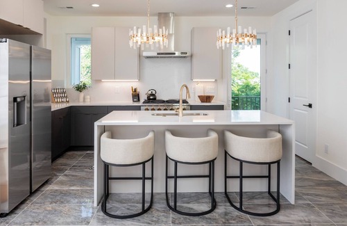 Katie Hill Neighborhood House | NEW HOME - Luxe Skyline Views - 20' Heated Rooftop Pool