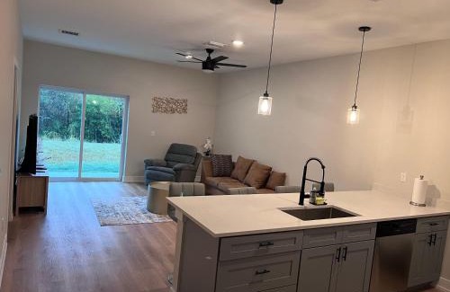 Port Charlotte House | New home near beautiful beaches