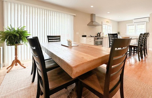 Rye House | NEW HOME! Sleeps 10 4Bdrm/4Bath PRIVATE LOT- Jenness Beach Gem!