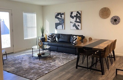 Fort Mohave House | New Home with RV & Boat Parking 8 minutes away from Local shopping center!