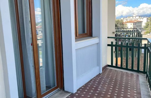 Empoli Apartment | New house one step away from the station