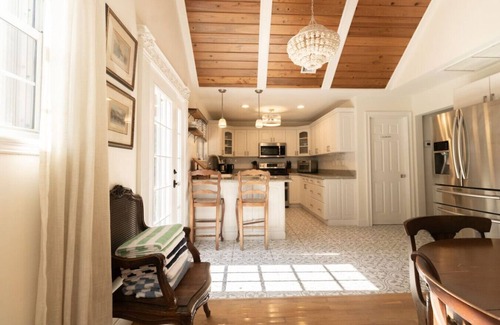Pine Gardens South House | *NEW* Hugh St. Hideaway w/Pool