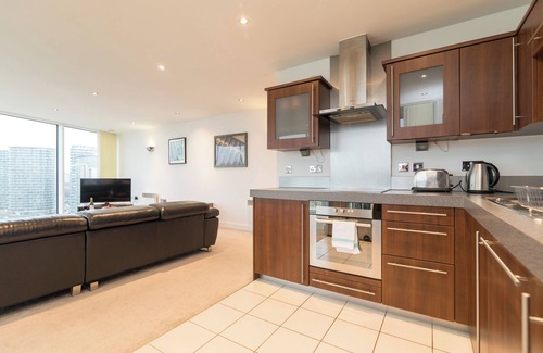 Docklands Apartment | New Island Executive 2 Bed 2 Bath Apartment