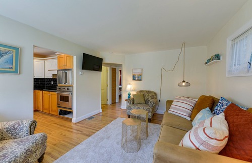Del Haven Cottage | New Jersey Cottage w/Grill - Short Walk to Beach!
