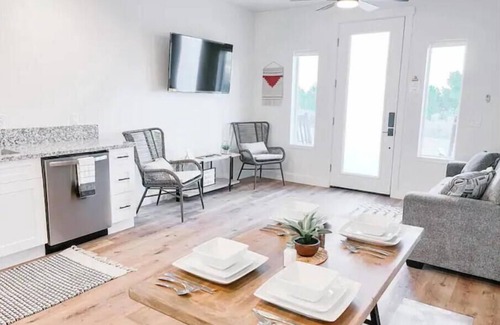 Kanab House | New- Kanab 2BR Home near Zion-Bryce-The Wave
