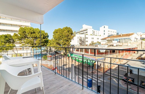 Torrenova Apartment | New Kensington Apartments - Econotels