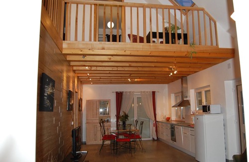 Kertzfeld House | New Kertzfeld cottage, luxury performance in Alsace countryside.