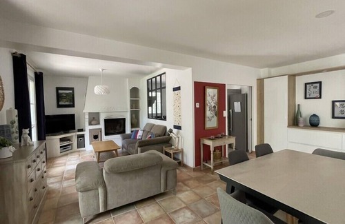 Lambesc House | New - La Provencale