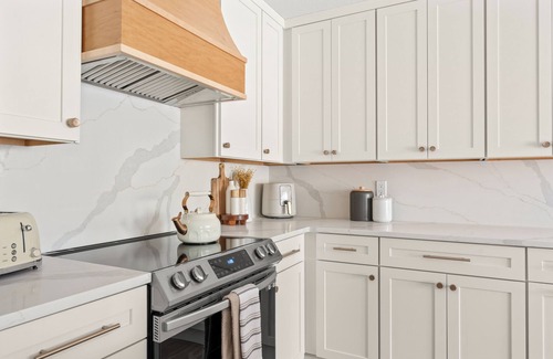Kimberling City Condo | NEW Lakefront 2-bedroom condo on Beautiful TRL