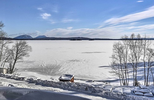 Northeast Somerset Cabin | NEW! Lakeside Cabin < 1 Mi From Mt Kineo Shuttle!