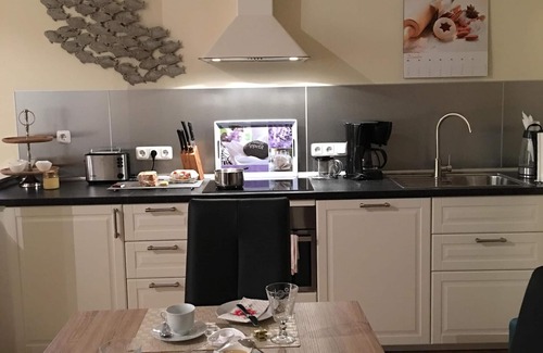Dangastermoor House | NEW/Landhaus Grandma Muh with 2 exclusive apartments a. very large property/near Dangast