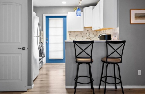 Roosevelt Condo | NEW LISTING! 10 Chelsea Place (1-Bedroom Condo) - Pets Allowed by RedAwning