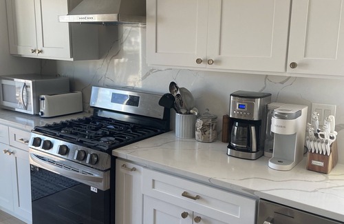 Pebble Beach House | NEW LISTING 3 BDRM 2 BATH updated Jersey Shore Rental on the water.