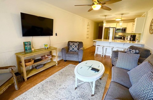 Nawiliwili Apartment | New Listing! Aloha on the Harbor