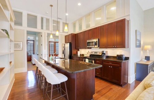 Habersham Apartment | New listing! Beautiful Habersham Home