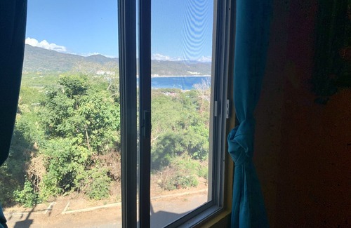 Manzanillo House | New Listing - Casa Margarita - quiet 1 bedroom, 1 bath, ocean view