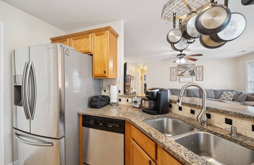 Elizabeth City House | NEW LISTING! Charming Family Retreat with Spacious Yard