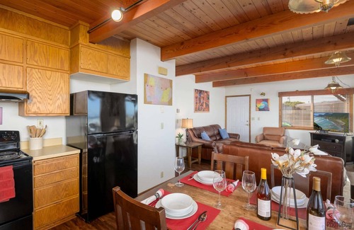 Florence House | New Listing! Cozy beachfront home on famed Heceta Beach, amazing sunsets