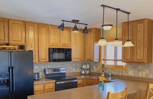 Gunnison House | NEW LISTING! Cozy Home w/views near Hartman Rocks Recreation Area!