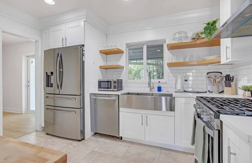 Miami Springs House | New Listing Cozy Miami Springs | Relaxing Retreat