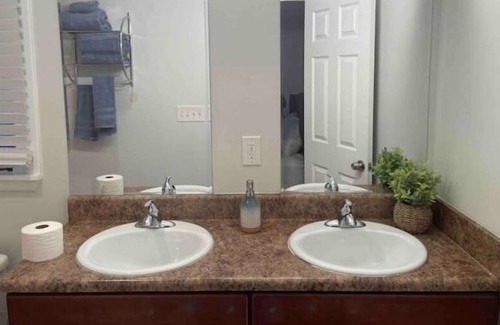 Stone Mountain House | new listing cozy home centrally located
