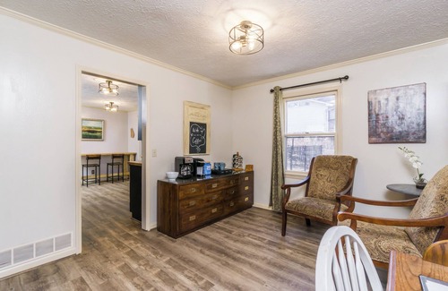 Dahlonega House | New Listing! Downtown Getaway- Minutes to Dahlonega/Pool/Hot Tub/Game Room