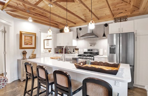 Fairhope Cottage | NEW LISTING -Fairhope cottage near downtown ADORABLE