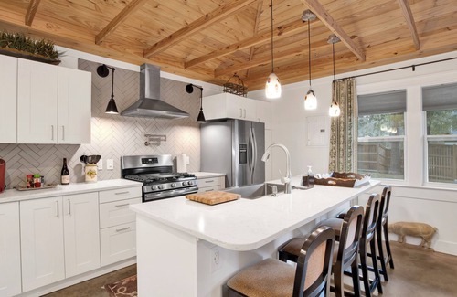 Fairhope Cottage | NEW LISTING -Fairhope cottage near downtown ADORABLE