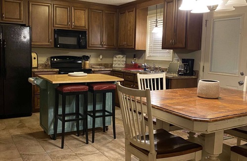Houston County House | NEW LISTING - GREAT LOCATION! 3Br/2Ba