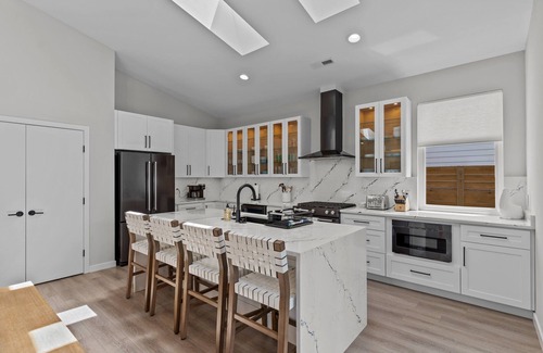 North Carolina Coast House | New Listing - High end home with private heated pool and spa, dog friendly