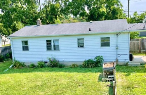 Greenwood House | New listing in Downtown Greenwood, Sleeps 10!