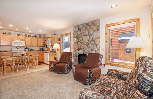 Grand Lake House | NEW listing in Lemmon Lodge with private sand beach on Grand Lake!