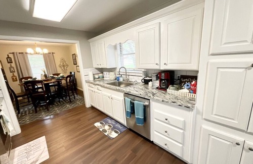 North Richland Hills House | New Listing in the heart of Fort Worth - 4 Bedrooms and professionally decorated