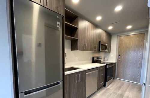 Rutland Condo | New Listing in VRBO Short Term Vacation Rental - Minimum One Month