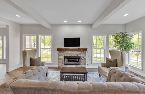 Saint Albans House | NEW LISTING! Luxury Golf Retreat with HOT TUB Near Dreamy Wedding Venues by RedAwning