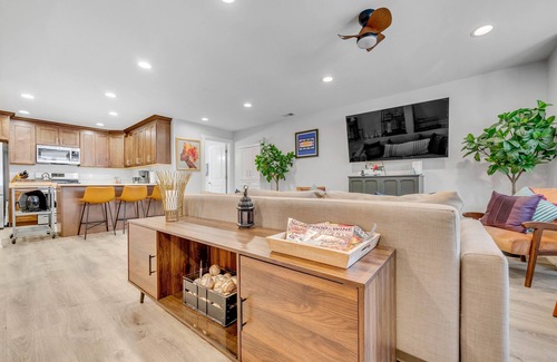 Near West Side Condo | NEW LISTING! Modern Design 2bd Garden Condo Near United Center by AllSet Turnover