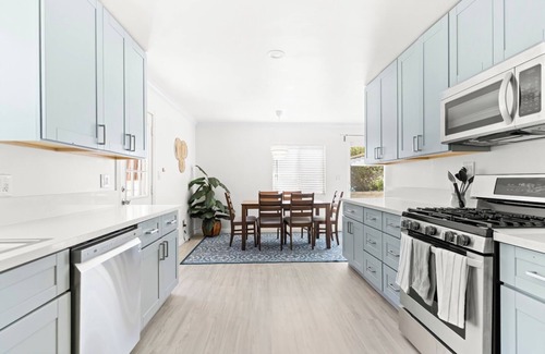 Lemon Grove House | NEW listing! Modern Getaway with Private Backyard