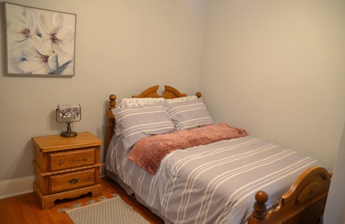 Sudbury House | New Listing - Pagnutti Place is a Quiet, Clean and Cozy Home away from Home💕