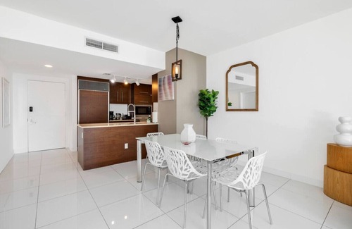 Downtown Miami Condo | New Listing Promo! W Hotel 2BR View & Pool & Spa