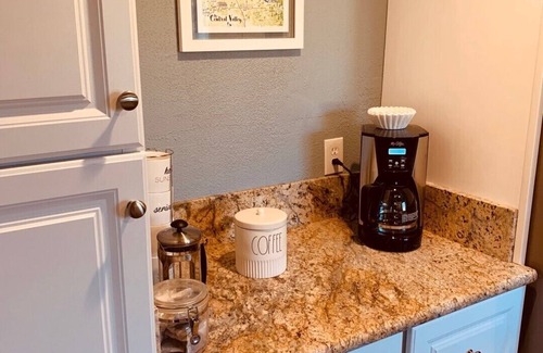 Lemon Cove House | New Listing! Rebb's Cozy Cottage near Sequoia National Park