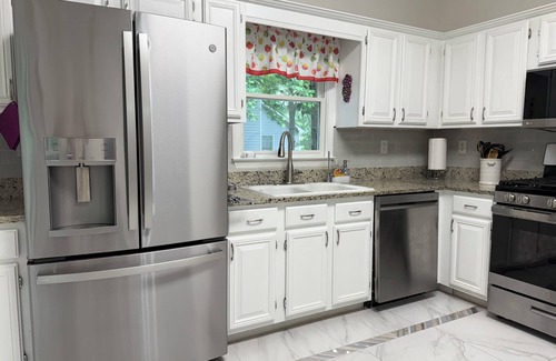 Dallas House | New Listing! Relax & Recharge